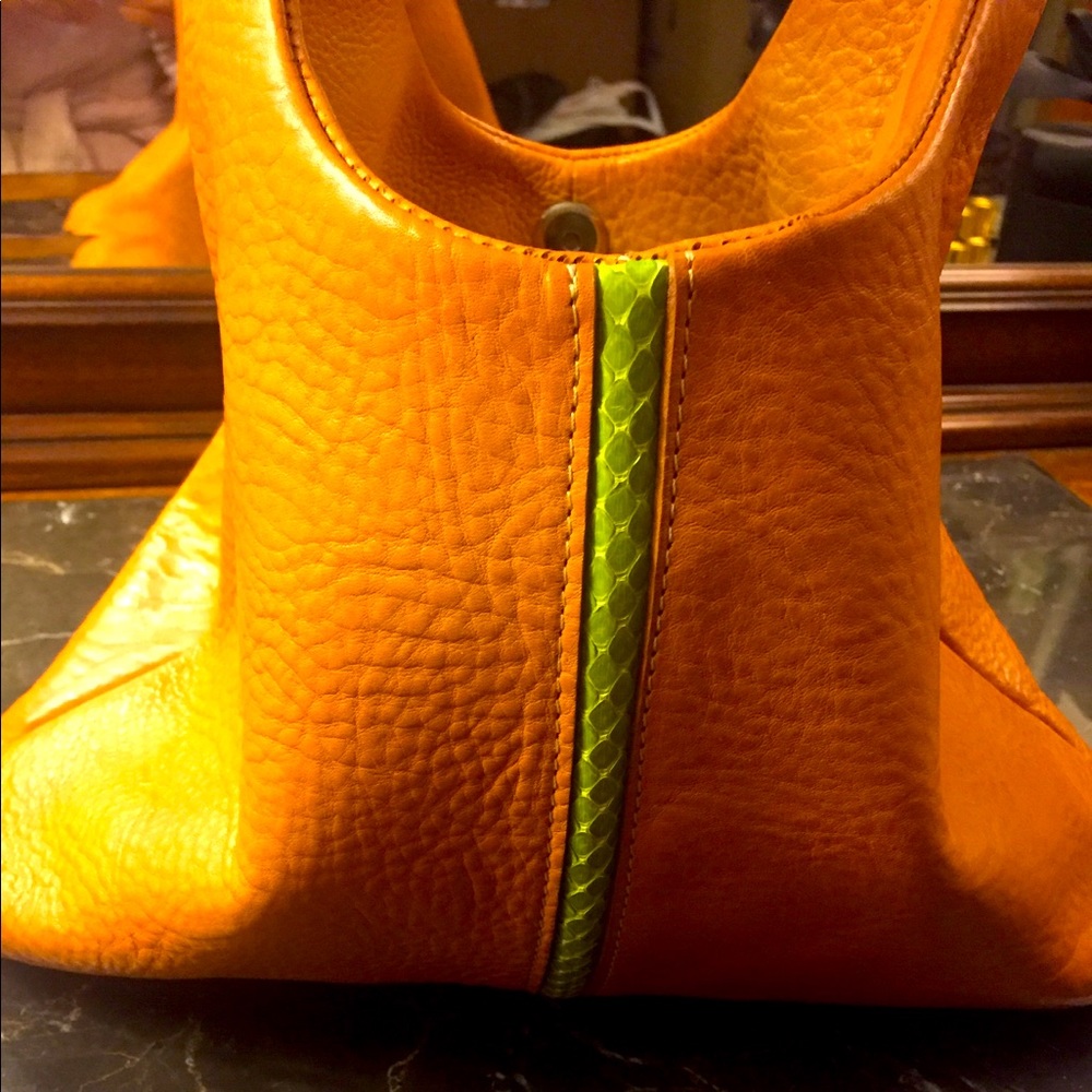 Carlo Pulicati Leather handbag made in Italy